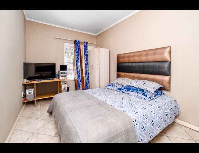 3 BEDROOM TOWNHOUSE FOR SALE IN FERNDALE